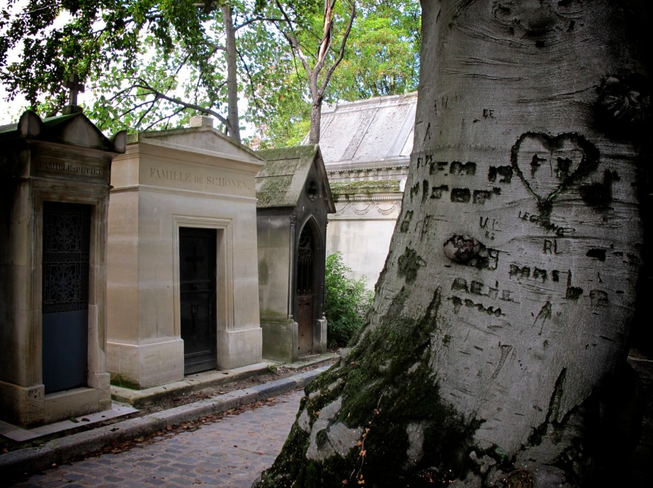 Père-Lachaise Cemetery, Paris  - 2010